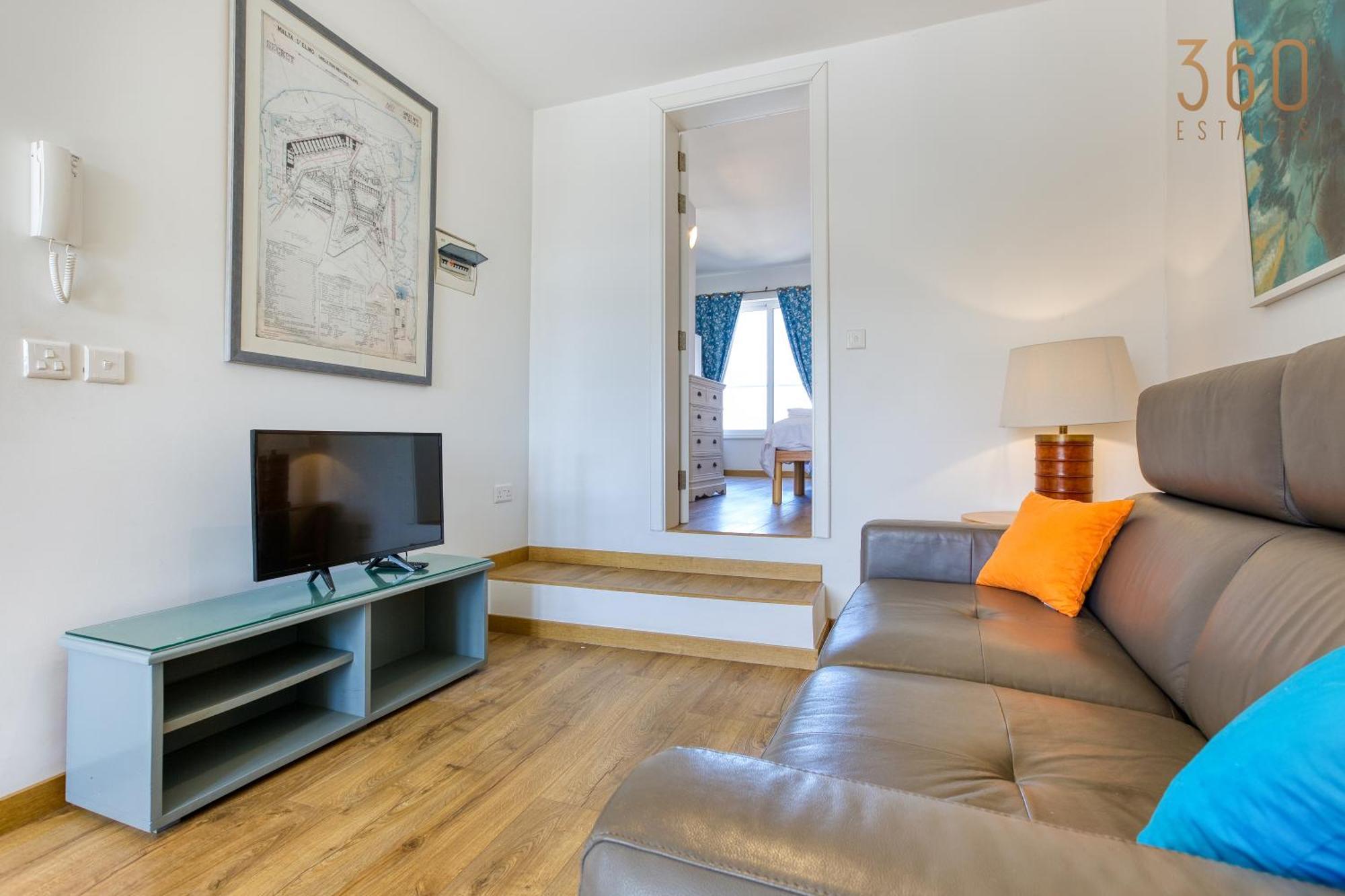 Charming With Sea Views & Maltese Balcony By 360 Estates شقة *